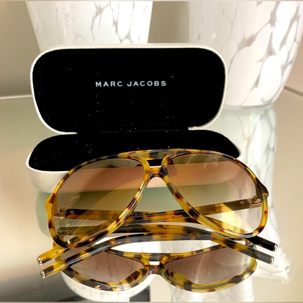 Marc Jacobs sunglasses